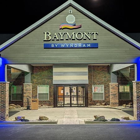Baymont By Wyndham Washington Hotel Exterior photo