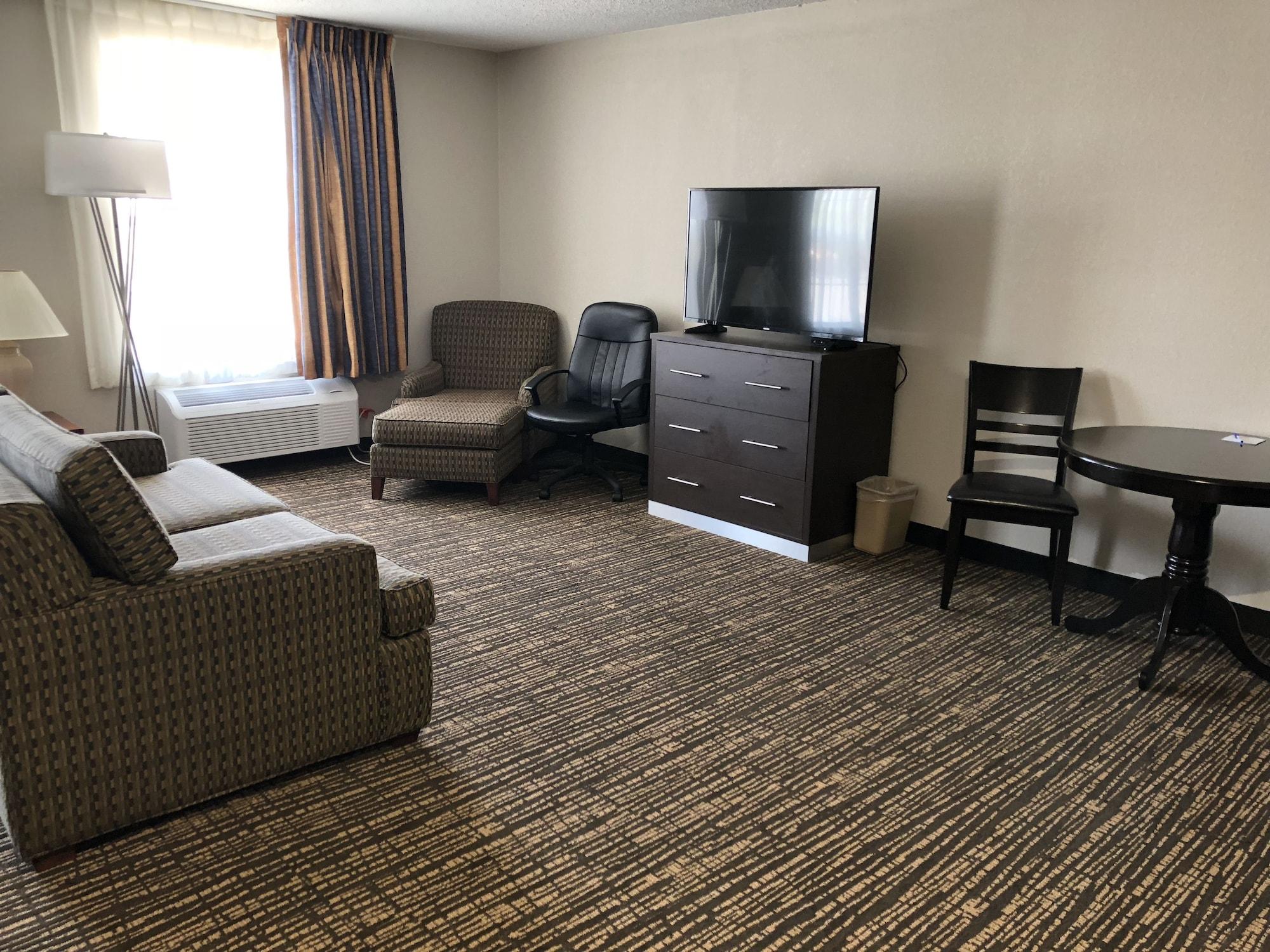 Baymont By Wyndham Washington Hotel Exterior photo