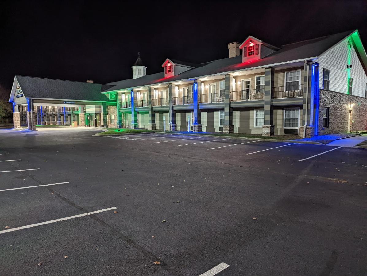 Baymont By Wyndham Washington Hotel Exterior photo