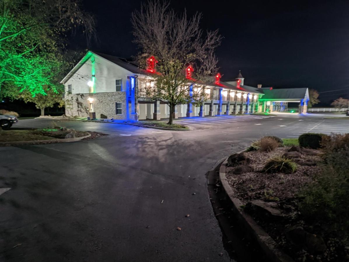 Baymont By Wyndham Washington Hotel Exterior photo