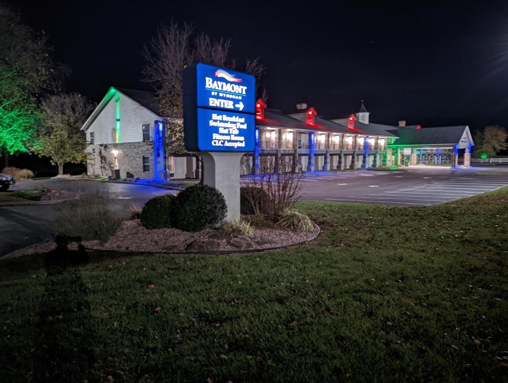 Baymont By Wyndham Washington Hotel Exterior photo