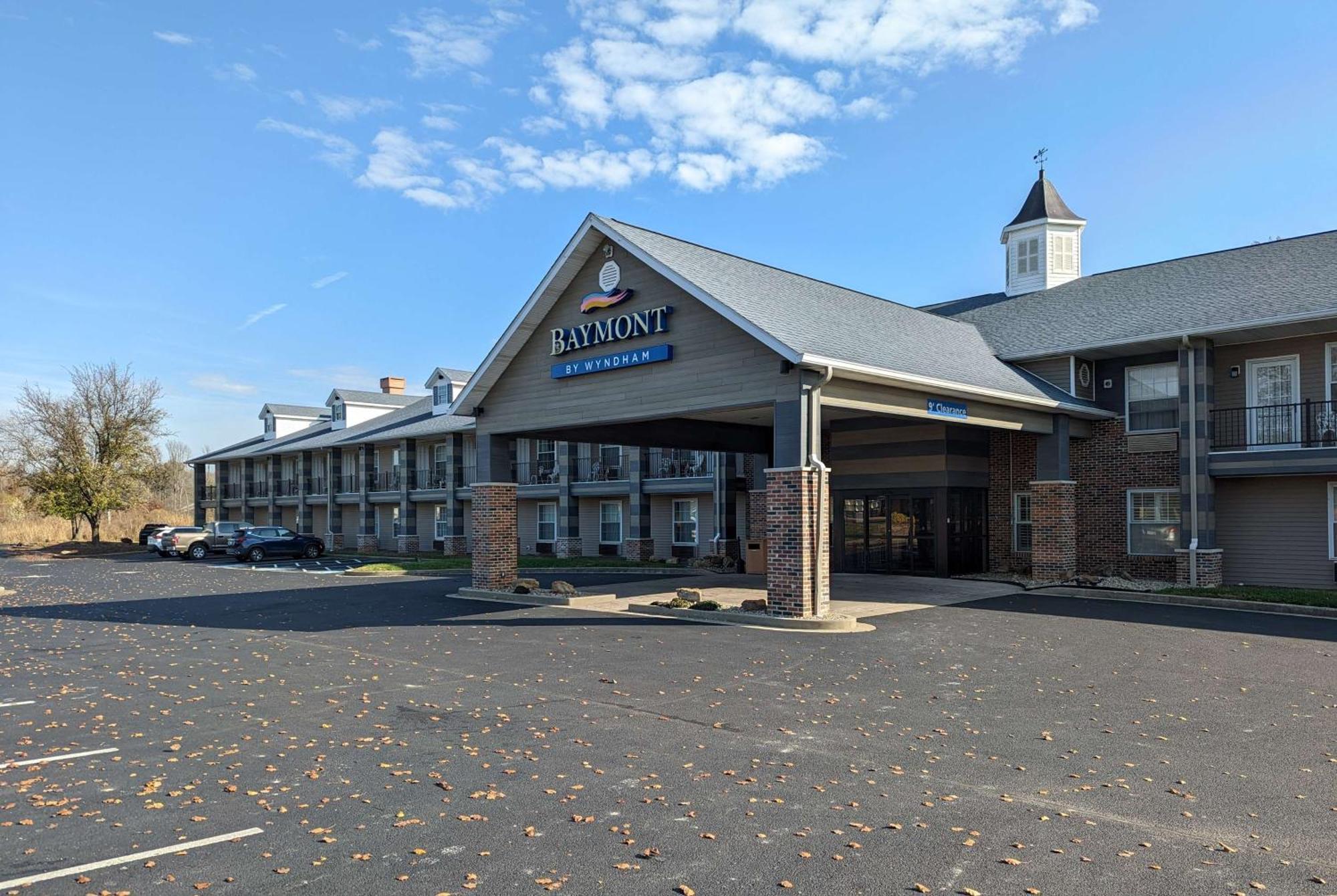 Baymont By Wyndham Washington Hotel Exterior photo