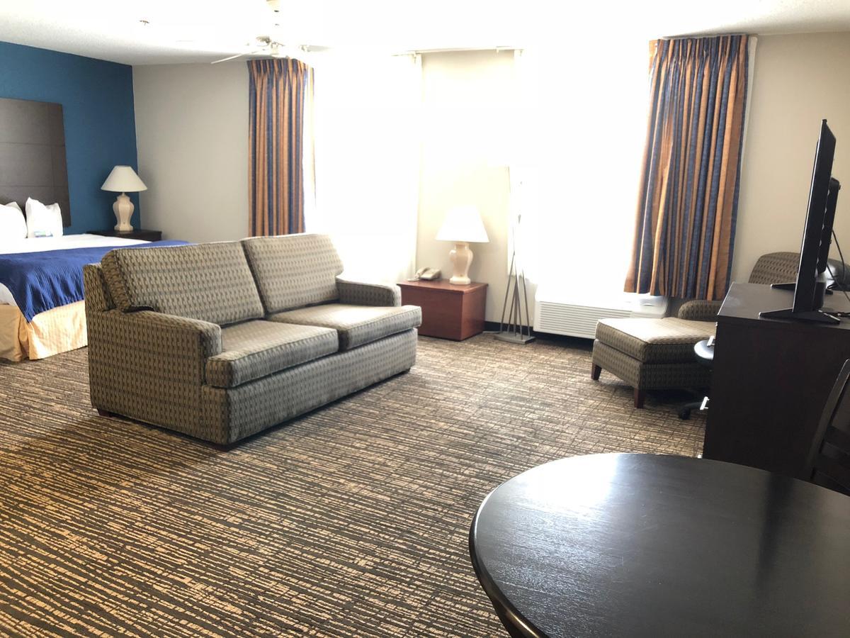 Baymont By Wyndham Washington Hotel Exterior photo